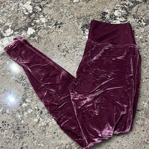 Lululemon Velvet Wunder Lounge High Rise Tight Garnet size 12